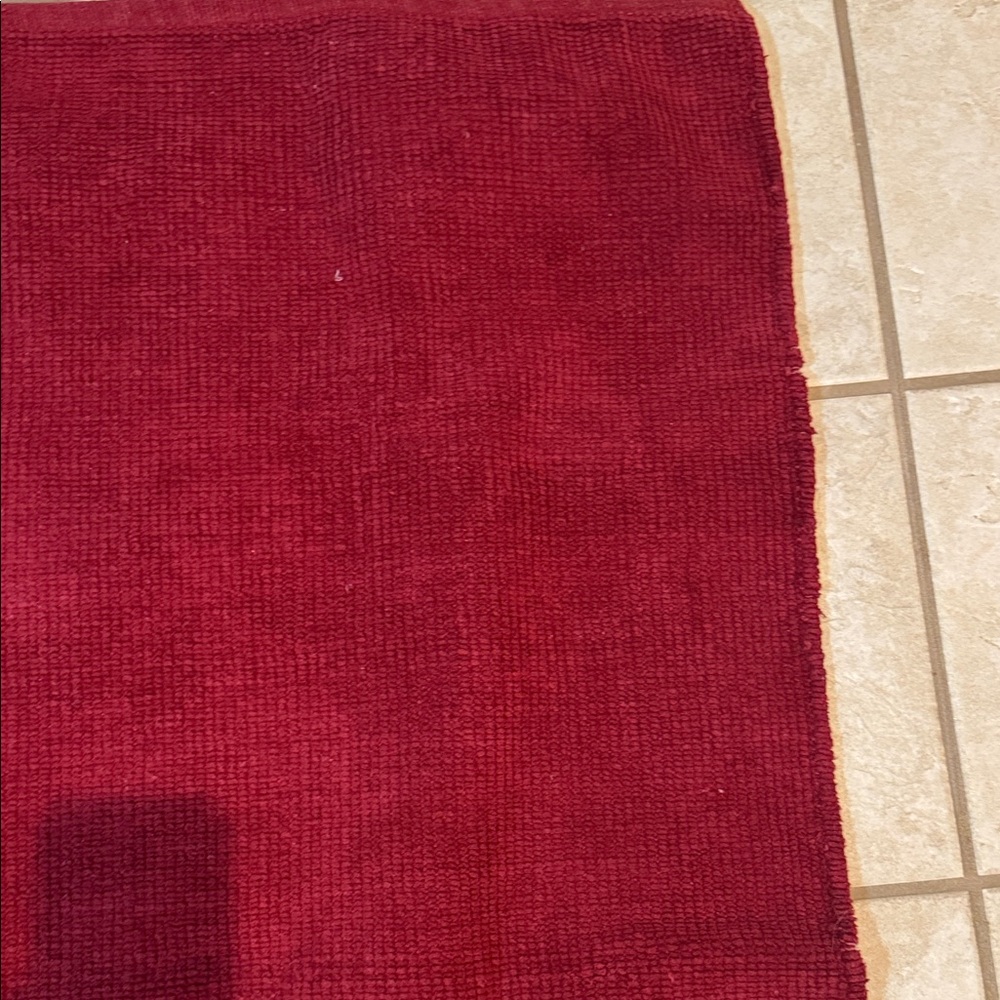 Rug Chic Burgundy Red Rug - Picture 13 of 16